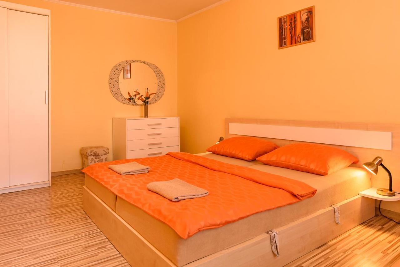 Apartman Elegant 2 Bešeňová Exteriör bild