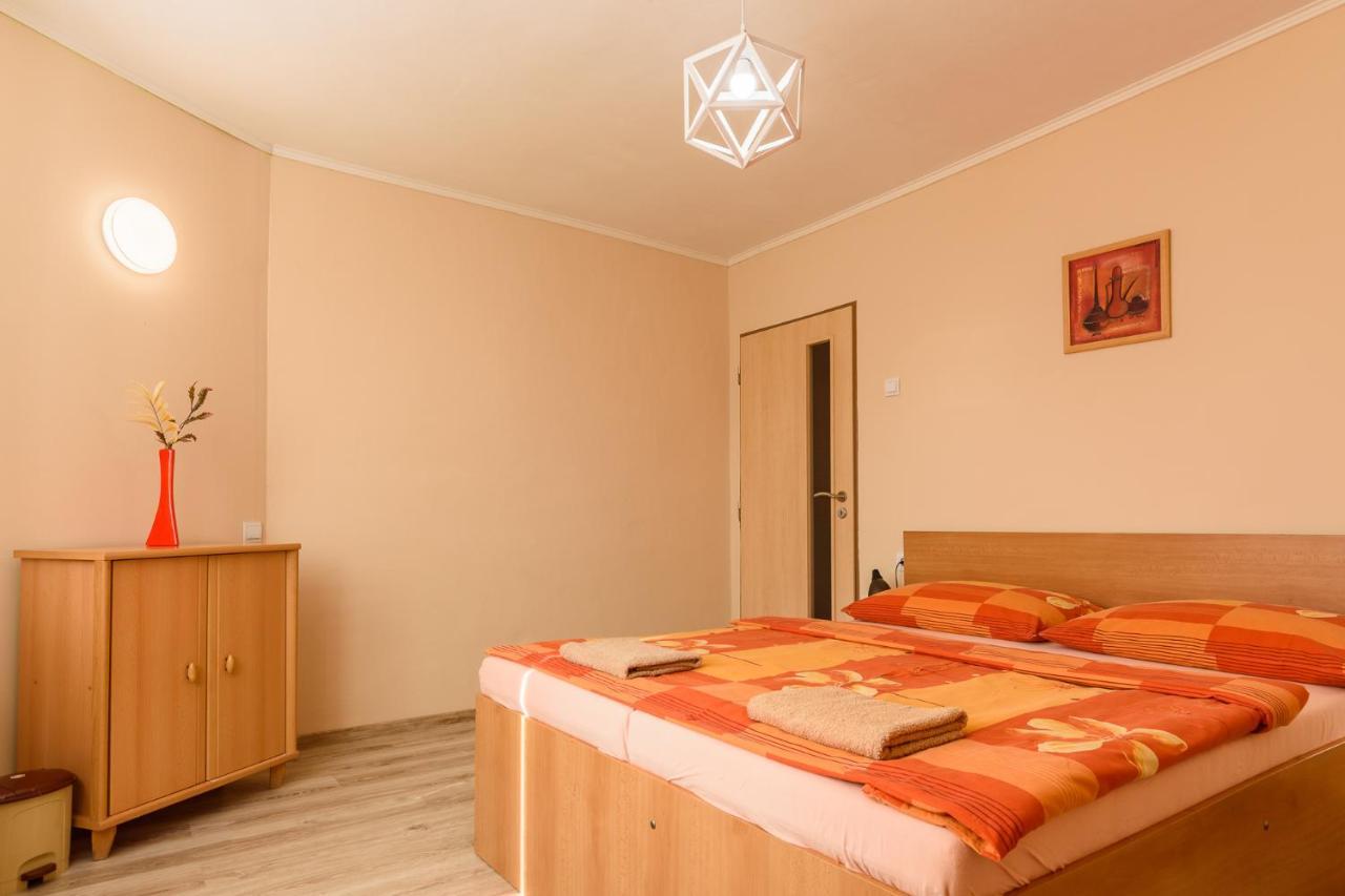 Apartman Elegant 2 Bešeňová Exteriör bild