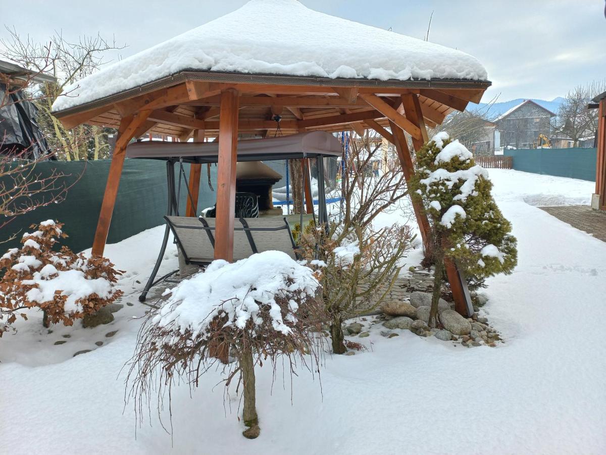 Apartman Elegant 2 Bešeňová Exteriör bild